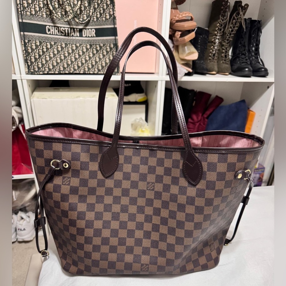 Designer Checkered Brown Tote Bag with Pink Ballerina Interior Right Logo - Picture 2 of 12